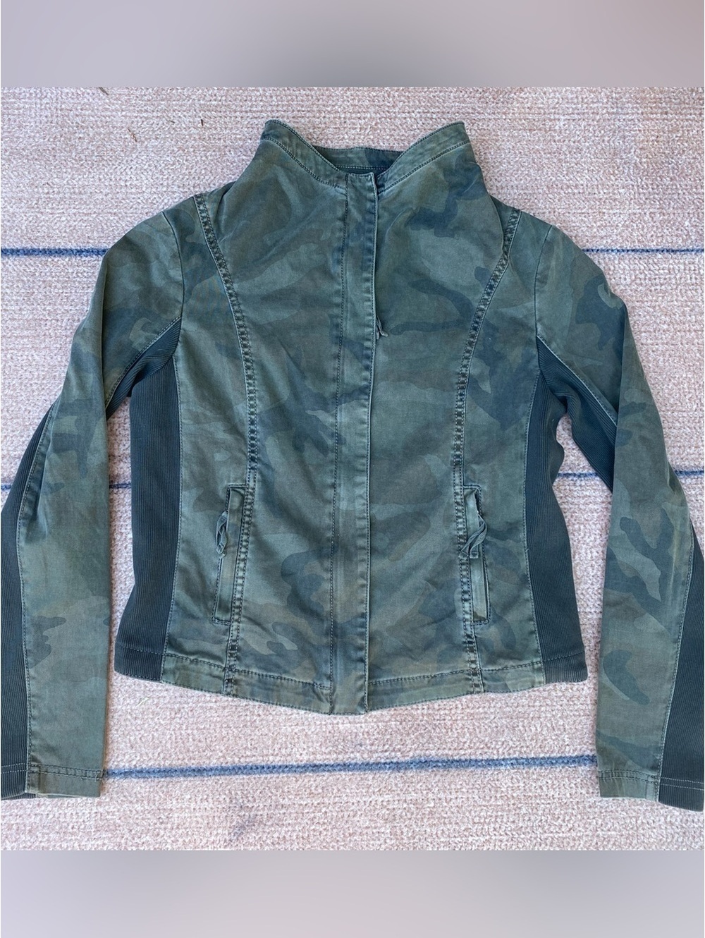 Marrakech Evereve Green camo full zip bomber jacket M New with tags gorpcore